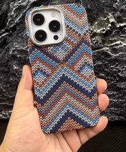 Charger l&#39;image dans la galerie, Coque en silicone pour iPhone (bleu) 
