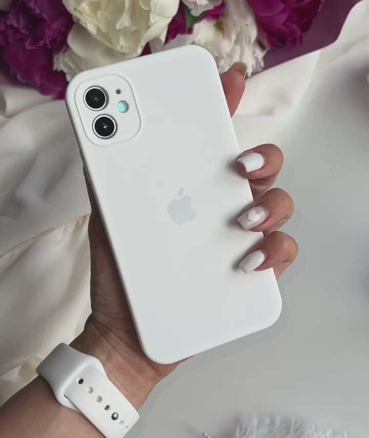 Funda de Silicona con Protector de Cámara para iPhone (BLANCO)