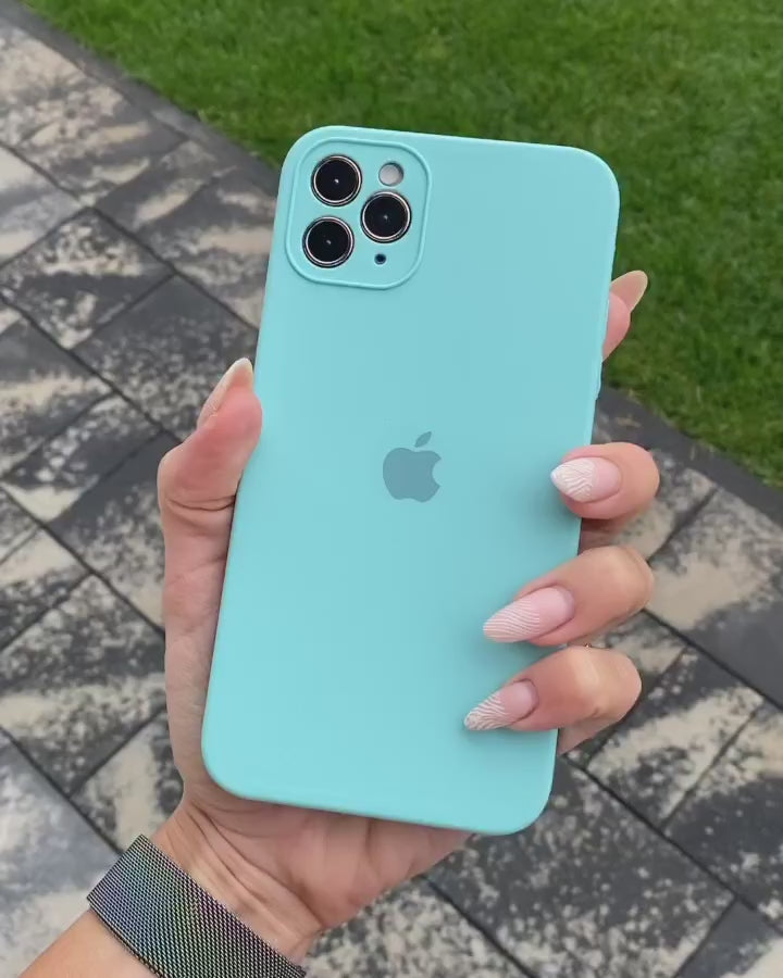 Funda de Silicona con Protector de Cámara para iPhone (AZUL GLACIAR)