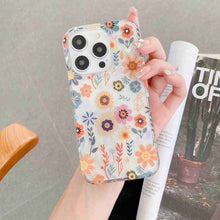 Cargar imagen en el visor de la galería, Electroplated Symphony Phone Case ( Chrysanthemum )
