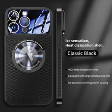 Carica l&#39;immagine nel visualizzatore di Gallery, Metal Glass lens Phone Case With Magsafe
