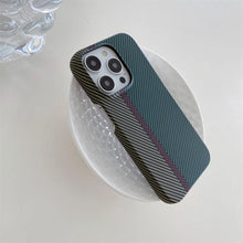 Charger l&#39;image dans la galerie, Coque en silicone pour iPhone (bleu) 
