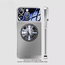 Carica l&#39;immagine nel visualizzatore di Gallery, Metal Glass lens Phone Case With Magsafe
