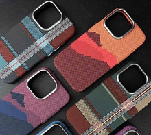 Carregar imagem no visualizador da galeria, Carbon Fiber Braided Texture Case With Magsafe
